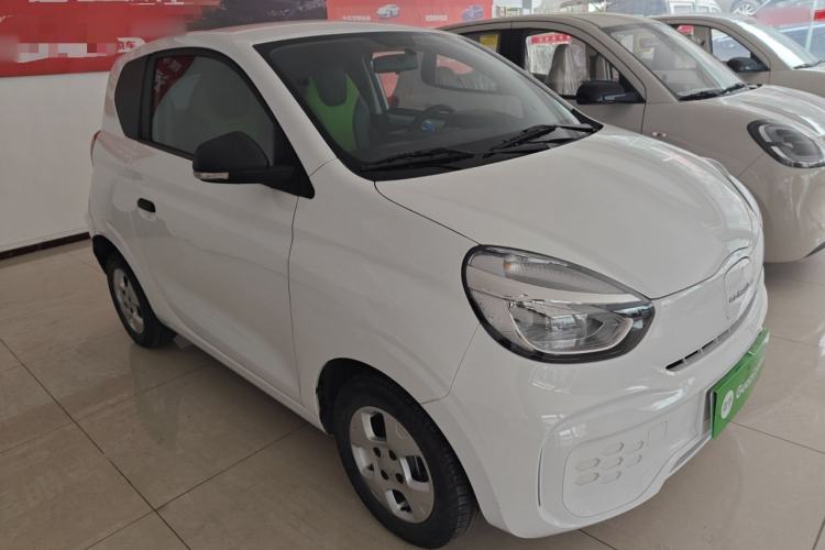 Used Roewe Clever 2021 302 km New Four-Seater Super-Efficient Version
