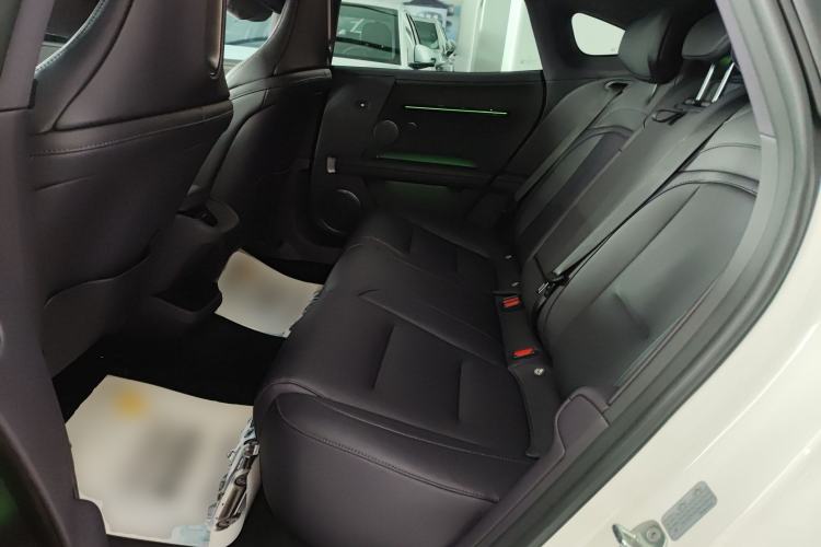 Used Avatr 06 2025 Ultra Pure Electric Edition Left Rear Seat