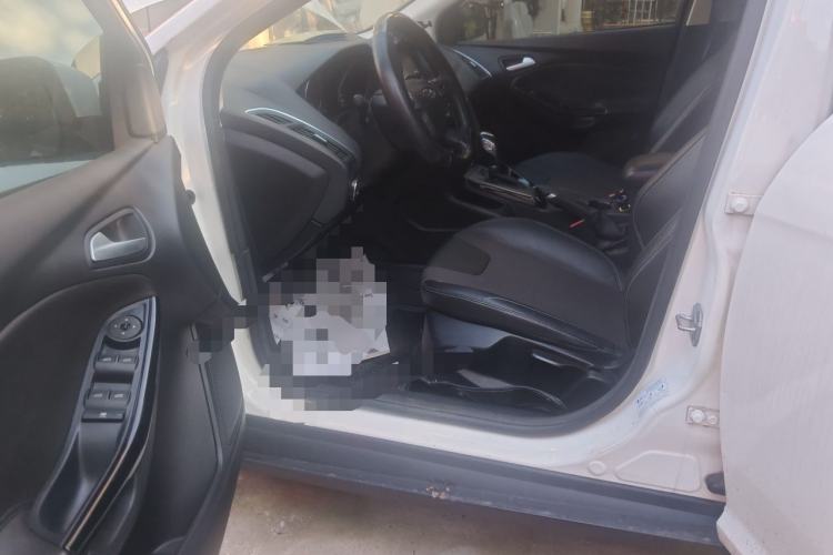 Used Ford Focus 2012 Hatchback 1.6L Automatic Fashion Edition