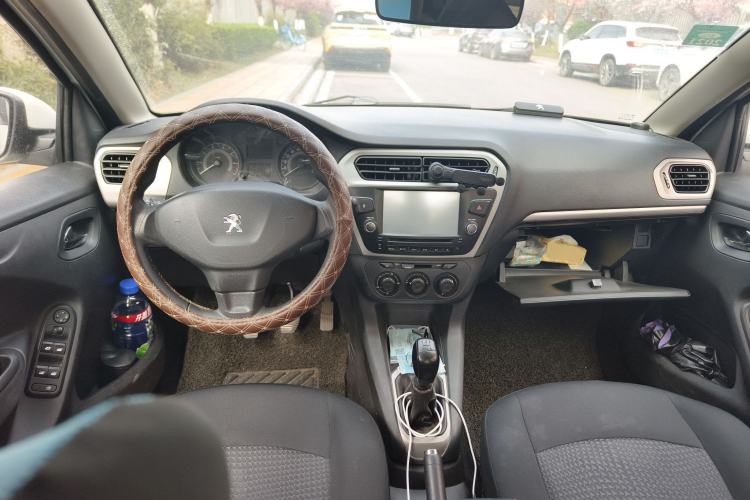 Used Peugeot 301 2014 1.6L Manual Comfort Edition
