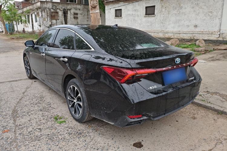 Used Toyota Avalon 2023 Dual-Engine 2.5L Luxury Edition Exterior 2