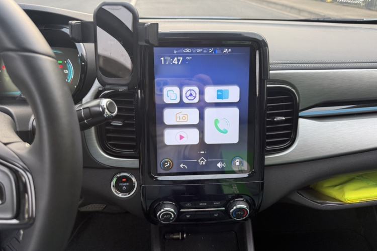 Used Chery QQ Little Ant 2023 251km True Love Edition Lithium Iron Phosphate Audio And AC Panel