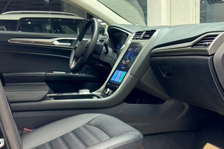 Used Ford Mondeo 2020 EcoBoost 180 Stylish Model
