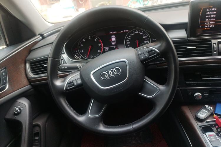 Used Audi A6L 2015 35 FSI quattro Technology Edition Steering Wheel