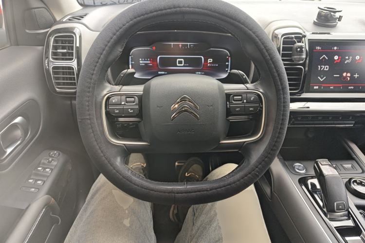 Used Citroen C5 AIRCROSS 2017 380THP Luxury Model Steering Wheel
