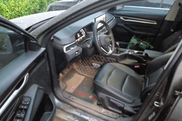 Used Geely Auto Emgrand 2025 4th Generation 1.5L Manual – Dragon Edition