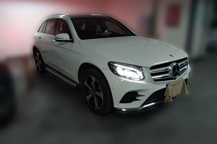 Used Mercedes-Benz GLC 2017 GLC 260 4MATIC Luxury Model