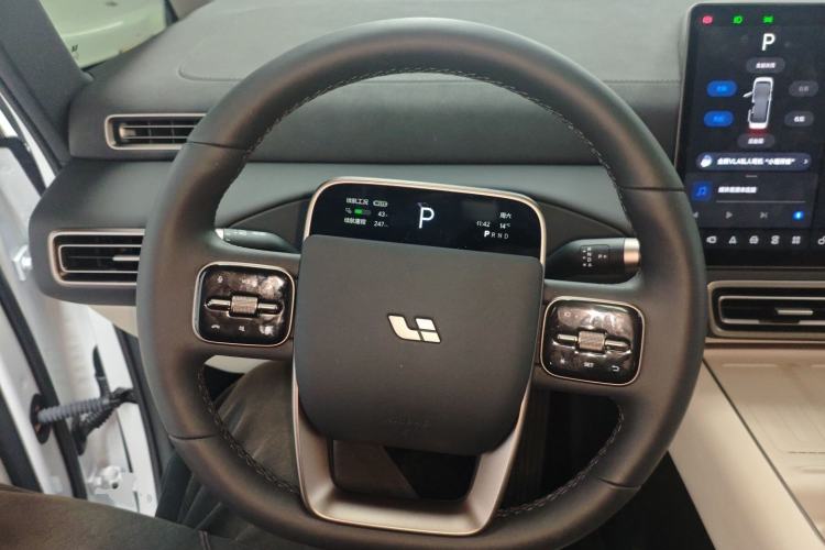 Used Li Auto MEGA 2025 Home Family Special Edition