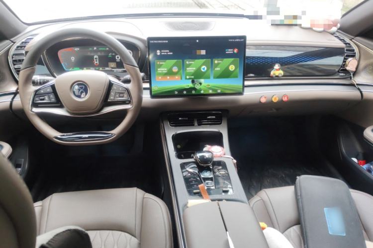 Used BYD Han 2022 DM-i 121KM Luxury Model
