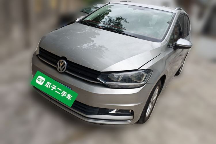 Used Volkswagen Touran 2016 Volkswagen Touran L 280TSI Manual Comfort Edition