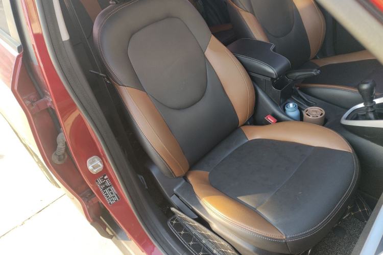 Used Baojun 510 2017 1.5L manual Comfort trim