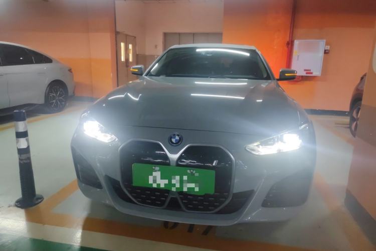 Used BMW i4 2023 eDrive35
