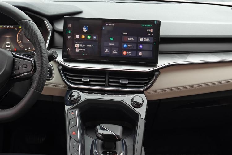 Used Lynk & Co 06 2023 Remix 1.5T Shero
