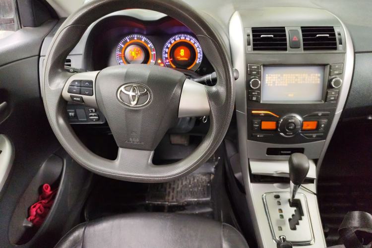 Used Toyota Corolla 2013 Special Edition 1.8L CVT ZhiKu GL-i