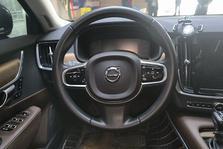 Used Volvo S90 2020 T5 Zhiyi Luxury Edition