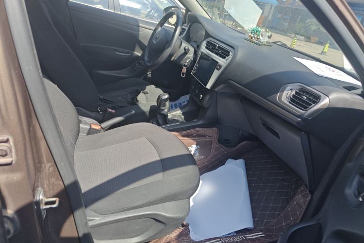 Used Peugeot 301 2016 1.6L Manual Comfort Edition
