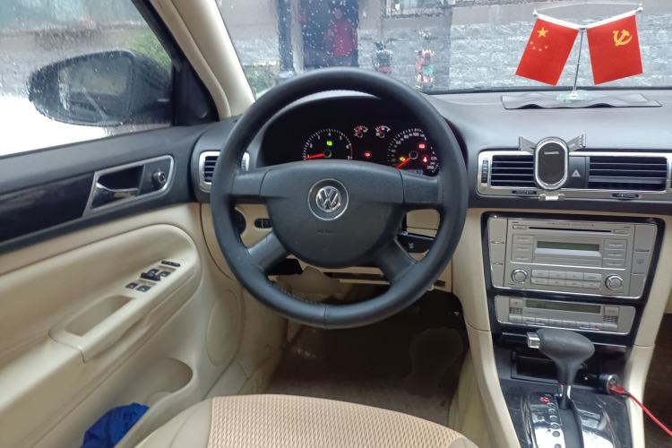 Used Volkswagen Passat 2009 2.0L MFI Automatic Luxury Edition