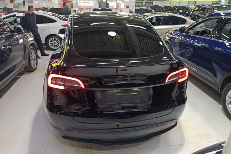 Used Tesla Model Y 2021 Long-Range All-Wheel-Drive Version