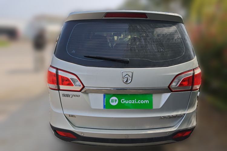 Used Baojun 730 2015 1.8L Manual Luxury Navigation ESP Version 7-seater
