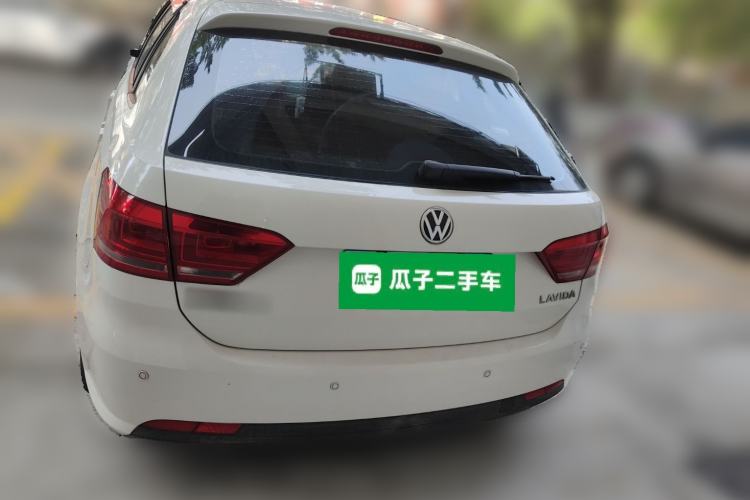 Used Volkswagen Gran Lavida 2013 1.6L Automatic Fashion Model
