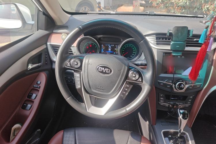 Used BYD G5 2014 1.5TID Automatic Flagship Model