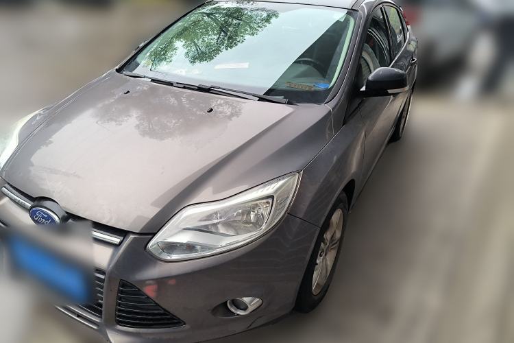 Used Ford Focus 2012 Sedan 1.6L Automatic Fashion Edition