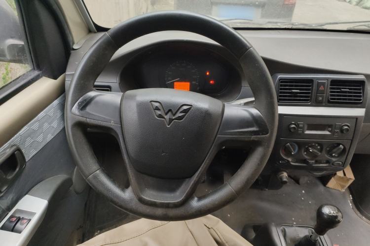 Used Wuling Rongguang 2019 1.5L Extended Basic Version
