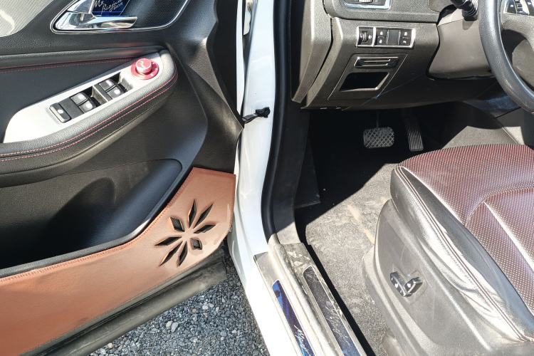 Used Baojun 560 2017 1.8L iAMT Comfort Model Driver Seat