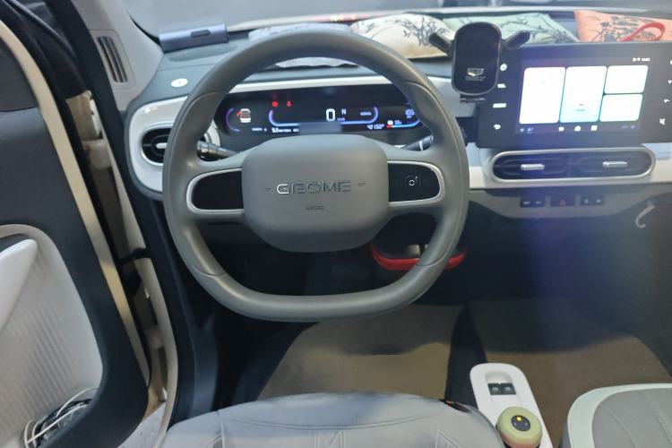 Used Geely Galaxy Panda 2025 210 km – Yuanqi Bear
