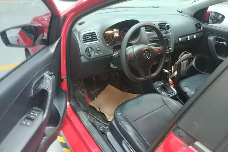 Used Volkswagen Polo 2014 1.4L Automatic Comfort Edition