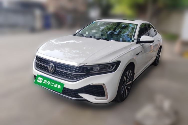 Used Volkswagen Passat 2022 330TSI Starry Luxury Edition