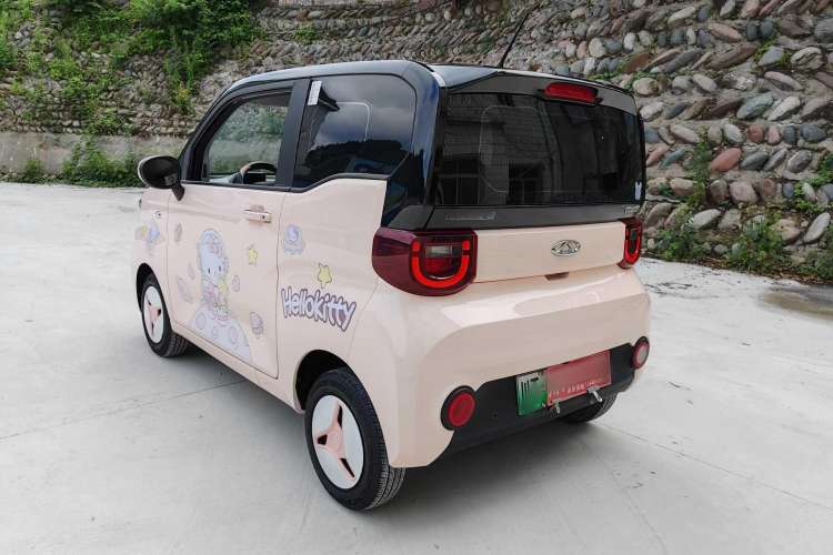 Used Chery New Energy QQ Ice Cream 2022 170km Sundae Phosphate Lithium-Ion