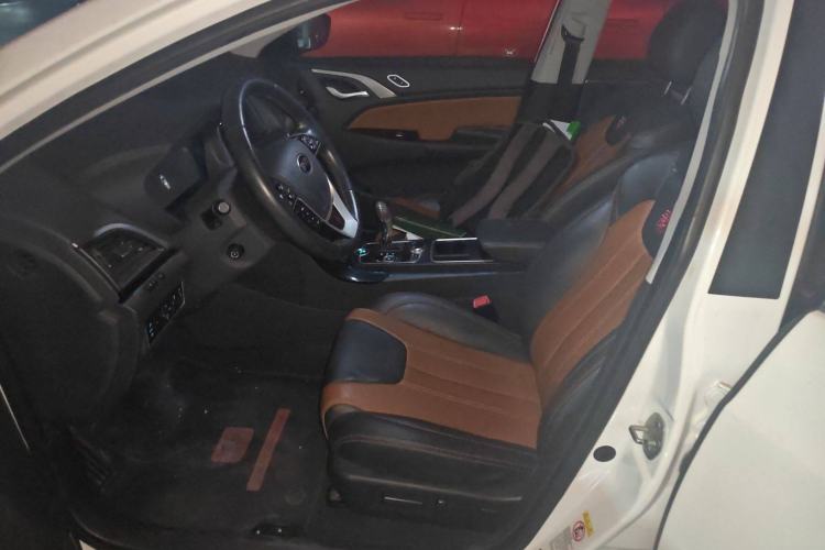 Used BYD Qin New Energy 2015 1.5T Dual-Crown Flagship Plus Edition