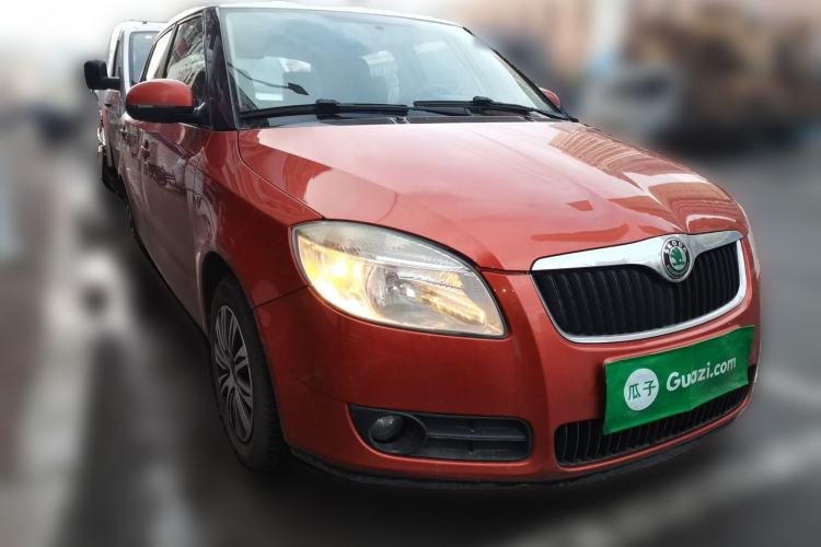 Used Skoda Fabia 2011 1.4L Automatic Crystal Edition
