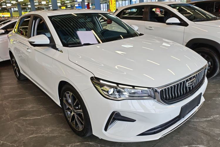 Used Geely Auto Emgrand 2022 4th Generation 1.5L CVT Flagship Model
