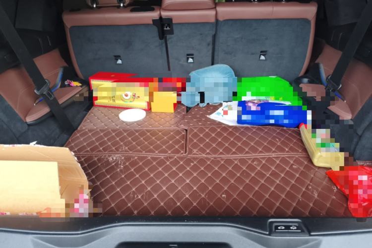 Used BMW X7 2019 xDrive40i Luxury M Sport Package Trunk