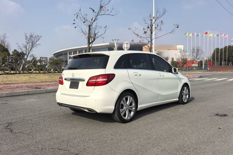 Used Mercedes-Benz B-Class 2015 B 200 Fashion Model