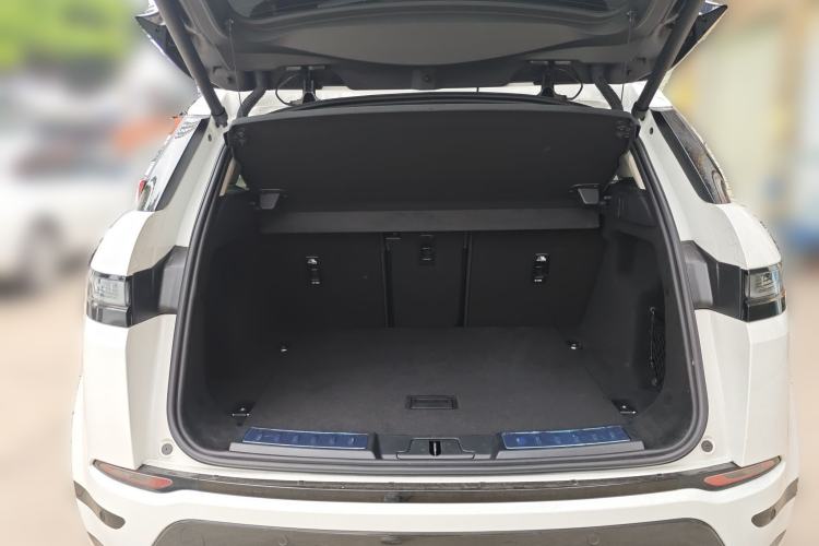 Used Land Rover Range Evoque 2023 Aurora L 249 PS Luxury Edition
