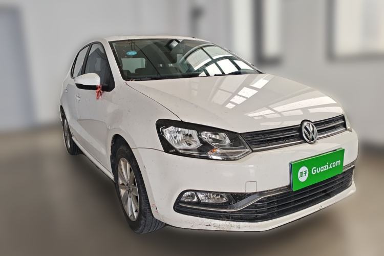 Used Volkswagen Polo 2014 1.6L Automatic Comfort Edition Front Right 45 Deg