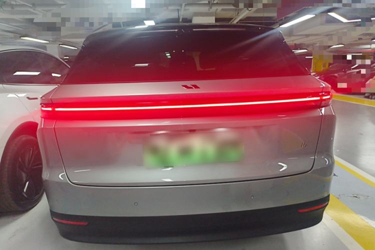 Used Li Auto i6 2025 Model Two-Wheel-Drive Standard Type Rear