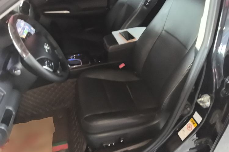 Used Toyota Camry 2016 2.0G 10th Anniversary Leading Edition