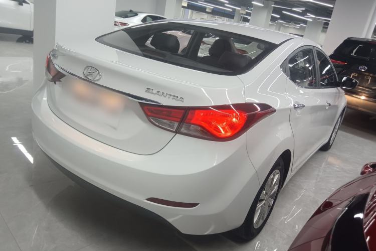Used Hyundai Elantra (5th Generation / Langdong) 2016 1.6L Automatic Prestige Model
