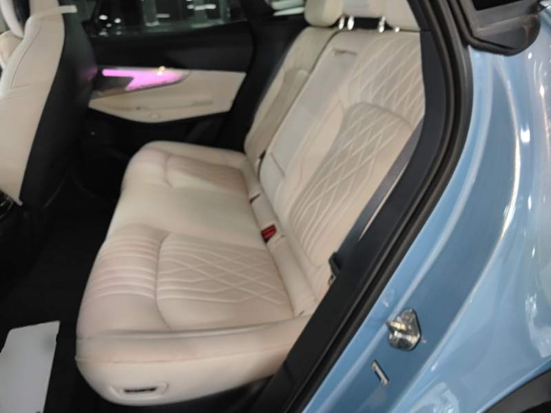 Used Lynk & Co 08 EM-P 2026 Model 210 Four-Wheel Drive Performance Ultra H7 — 16