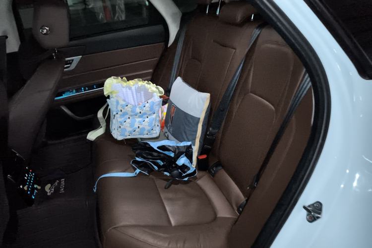 Used Jaguar XFL 2018 XFL 2.0T 250 PS Premium Edition
