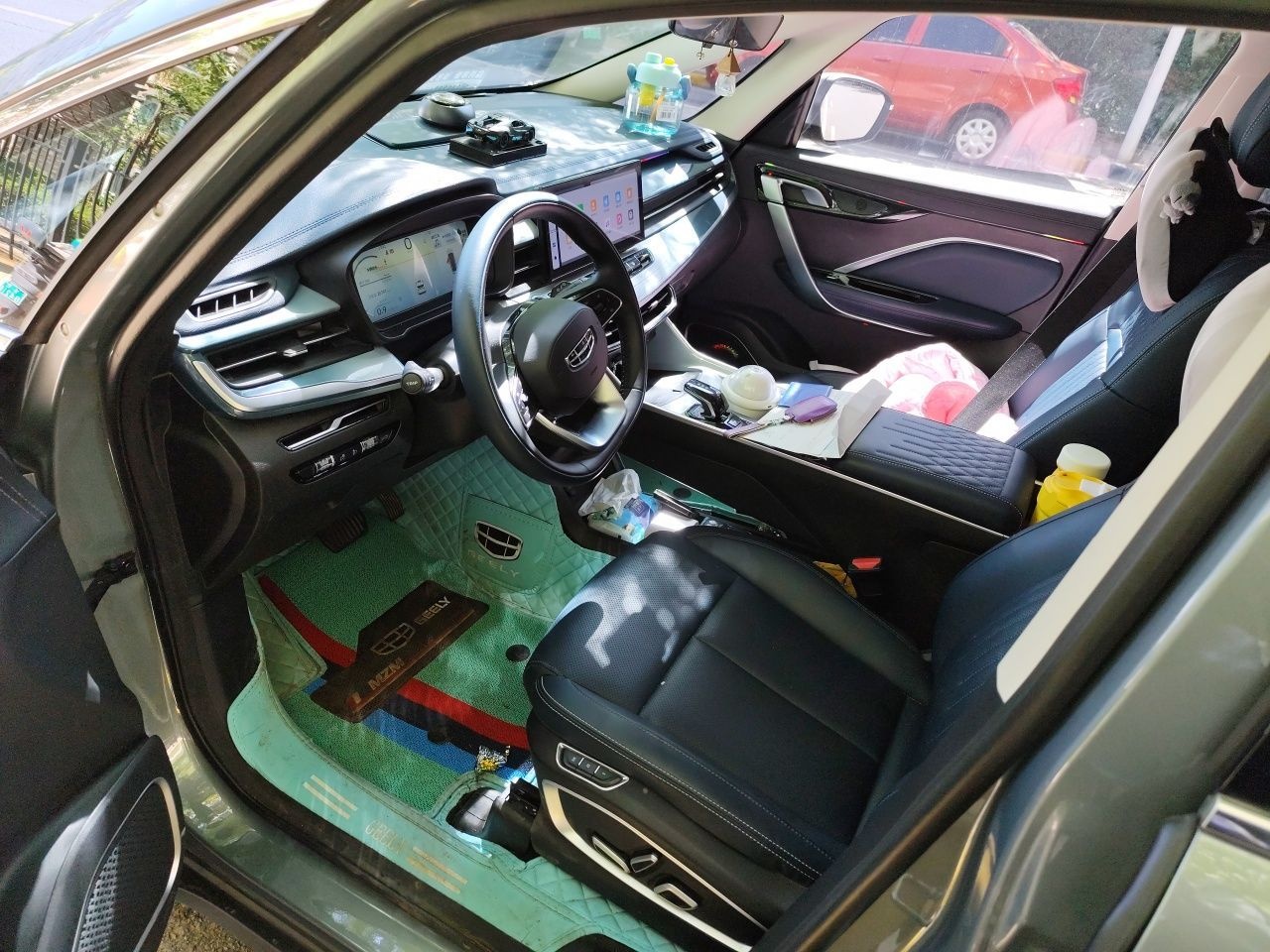 Geely Auto Jiajie 2023 Geely Jiaji L 1.5TD DCT Luxury Model - Premium — снимка 16
