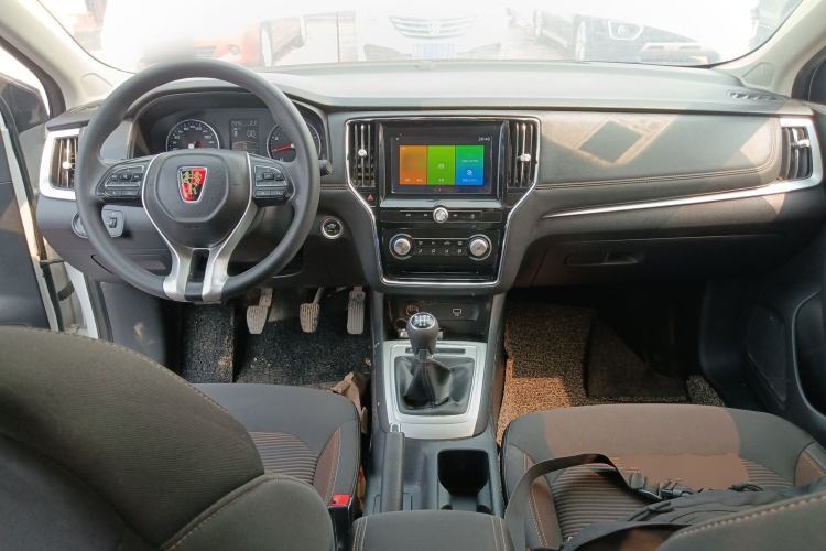 Used Roewe i6 2020 PLUS 1.6L Manual 4G Connect Glory Luxury Edition