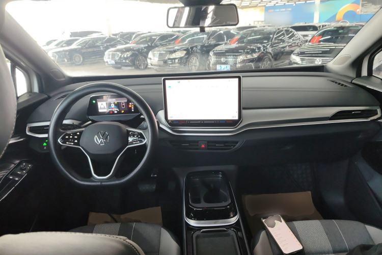 Used Volkswagen ID.4 CROZZ 2025 Pure Edition
