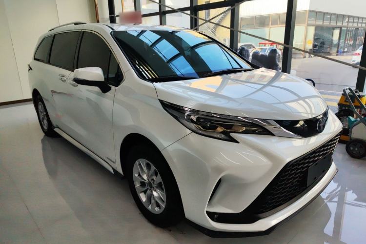 Used Toyota Granvia 2023 2.5L Hybrid Comfort Edition