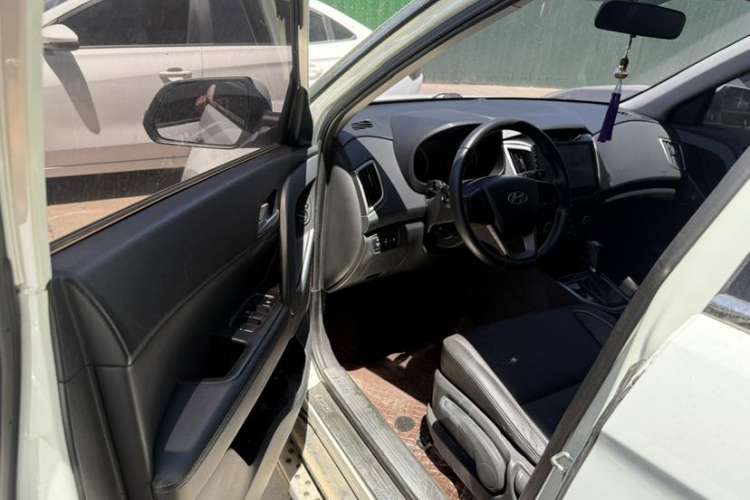 Used Hyundai ix25 2015 1.6L Automatic Two-Wheel Drive Smart GLS Trim