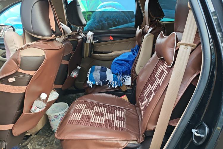 Used Baojun 730 2017 1.8L iAMT Prestige Version 7 Seats